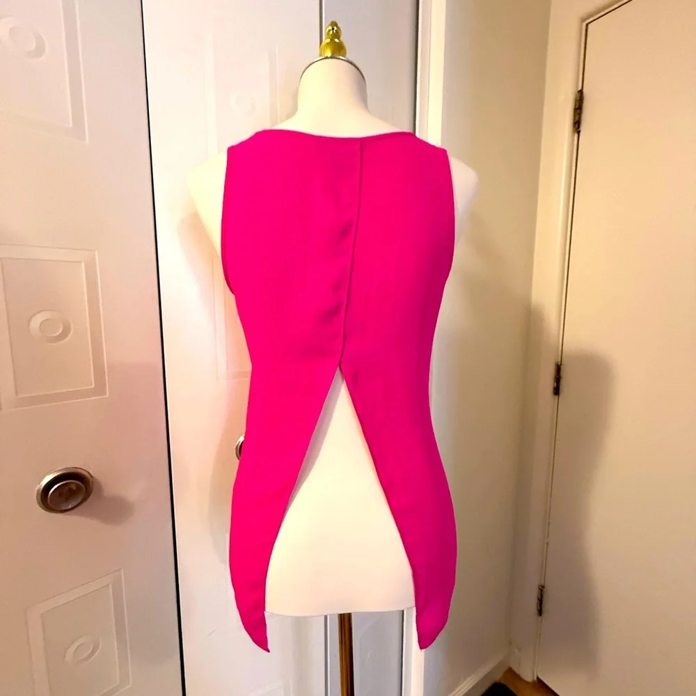 XS Express Blouse Open Back - Picture 1 of 3